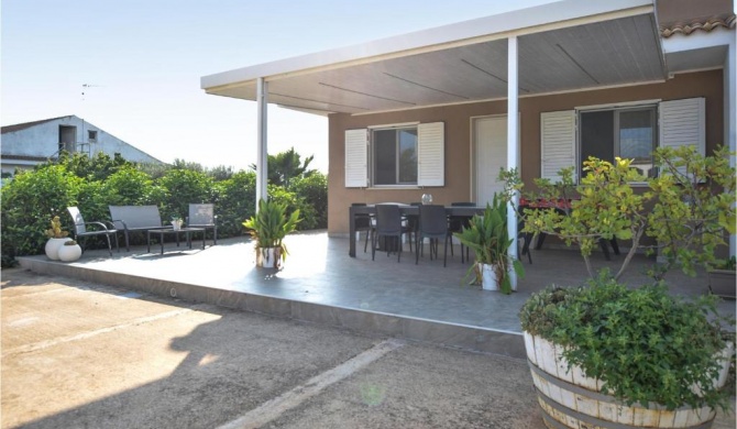 Awesome home in Santa Croce Camerina with Outdoor swimming pool, WiFi and 3 Bedrooms