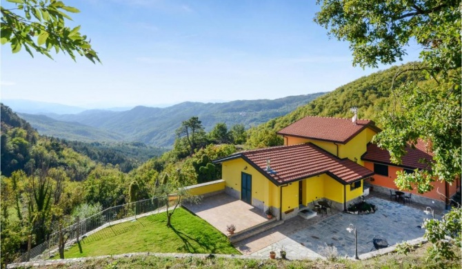Awesome apartment in Sasseta Zignago with WiFi