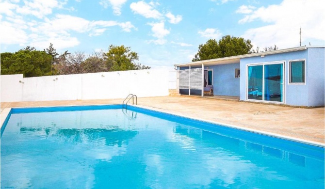 Amazing home in Scicli with Outdoor swimming pool, WiFi and 2 Bedrooms