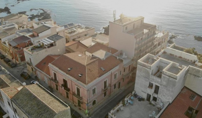 CASA ALBA [Ortigia 5 min] Sea access, AC, Wi-Fi
